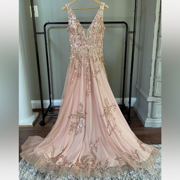 Shail K Elegant Pink Sequins Long Flowy Prom Quinceanera Wedding Gown Size 10